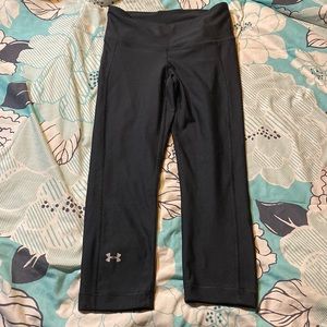Under armour cropped tights